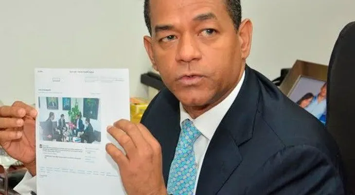 Valentín deplora pedidos para que sea investigado