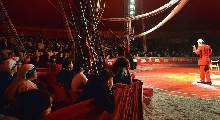 El papa Francisco invita al circo a 2.000 personas sin hogar, refugiados y pobres