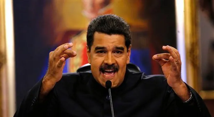 Maduro exige a oposición permitir comicios del 30 de julio