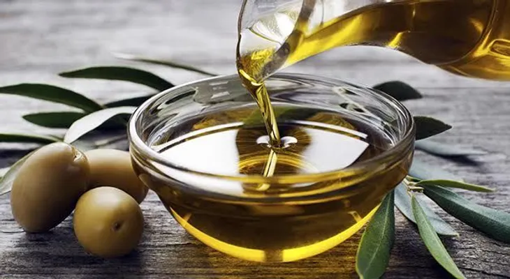 Consumir aceite de oliva ayuda a prevenir el Alzheimer