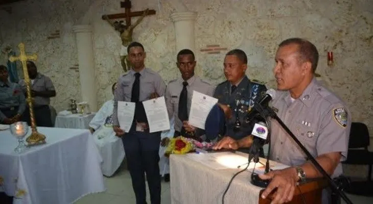 Jefe PN reconoce tres agentes rechazaron soborno de 50 mil pesos 