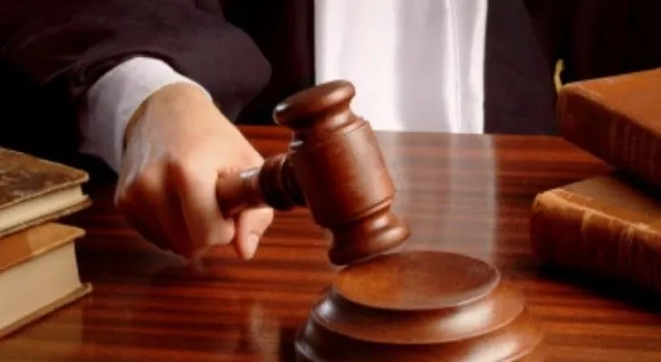 20 años para hombre mató a otro frente a centro de diversión