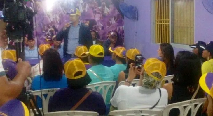 Juventud Danilista juramenta estructura en Villa Altagracia