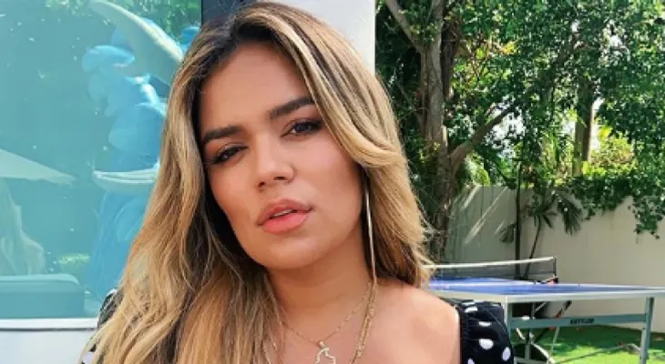 Cantante Karol G revela cirugías a las que se sometió para tener su sensual figura