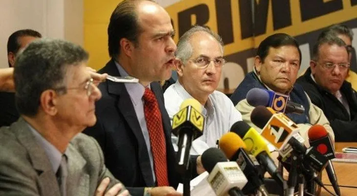Incertidumbre sobre nuevo diálogo a un mes de elecciones locales en Venezuela