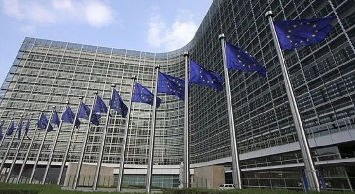 La CE pide a los países más esfuerzos y rapidez para traslado de inmigrantes.