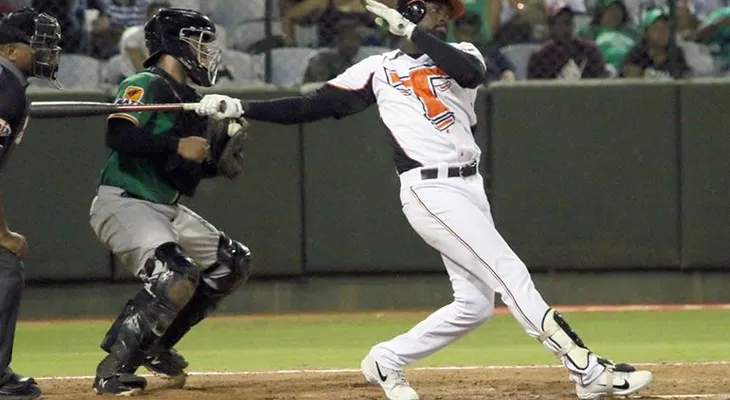Los Toros se revelan y vencen a las Estrellas