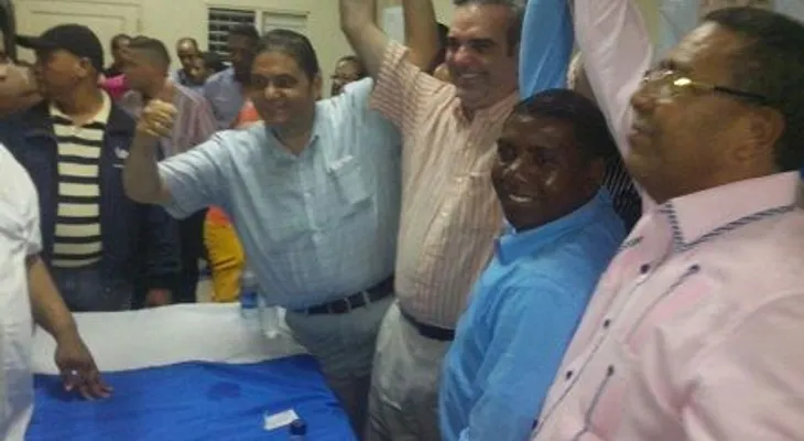 Abinader propone reducir fondos al Congreso para el sector salud