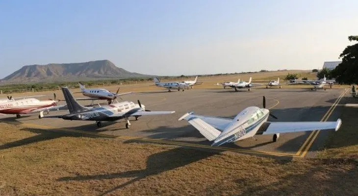 Modernizan aeródromo de Montecristi con Fly in de aviones de EE.UU.