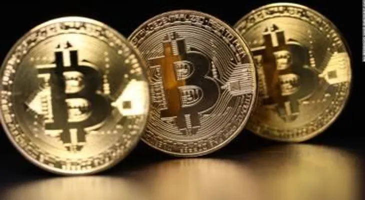 El bitcoin rebota después de una seria caída