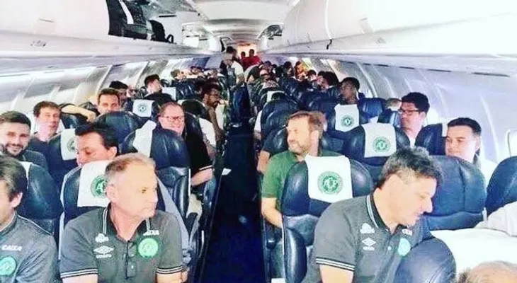 Selección de Argentina viajó en el mismo avión que se estrelló hace pocos días