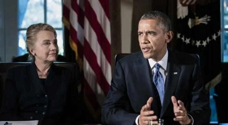 Clinton se aleja de Obama en política exterior y critica su postura en Siria