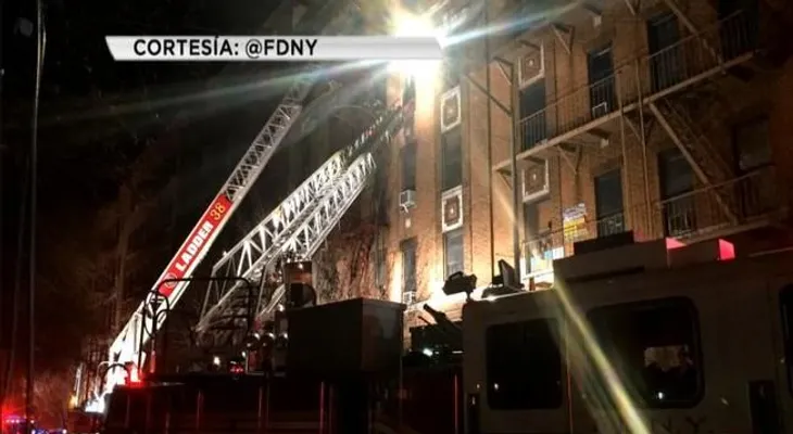 Incendio en Bronx, Nueva York, deja 15 personas "gravemente heridas     