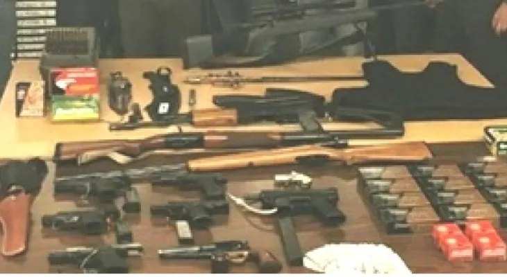 Ocupan arsenal de armas en área de NY donde residen cientos de dominicanos