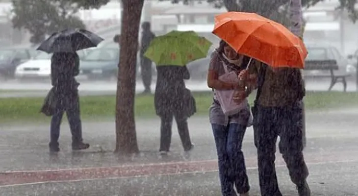 Lluvias este sábado y el domingo por onda tropical y vaguada