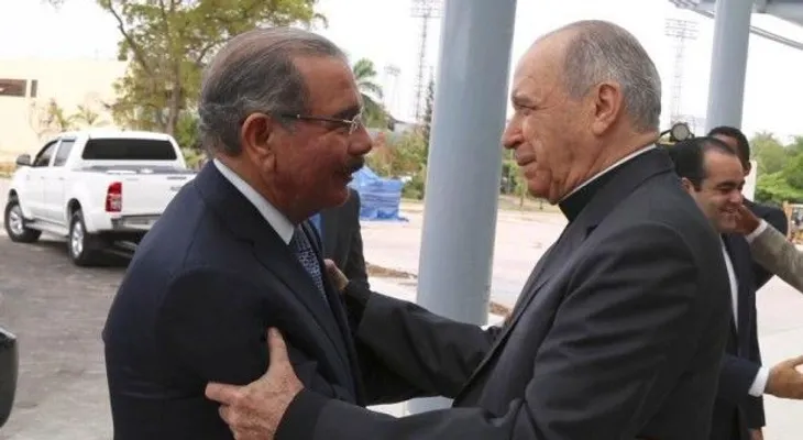 Presidente Medina visita Centro Cardiovascular de Cedimat
