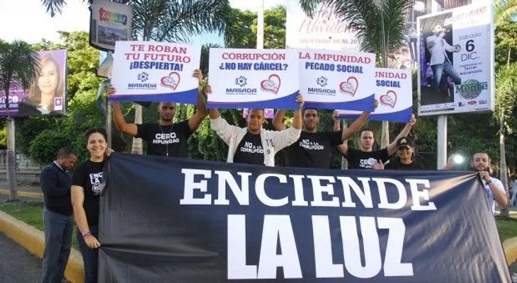 Santiagueros encienden la luz contra la corrupción