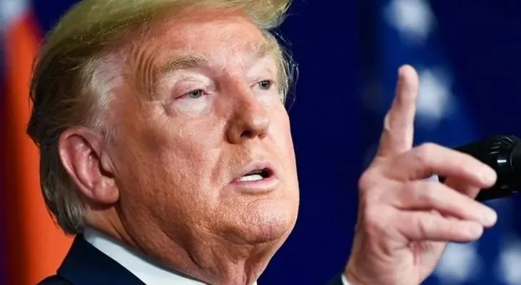 Trump da positivo al COVID-19, tras haber menospreciado gravedad de la enfermedad