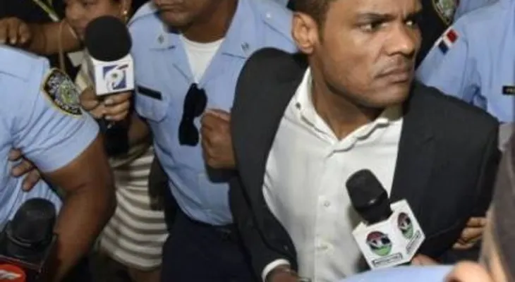 Impone  un año de prisión preventiva a Donni Santana, por violar a su hijastra