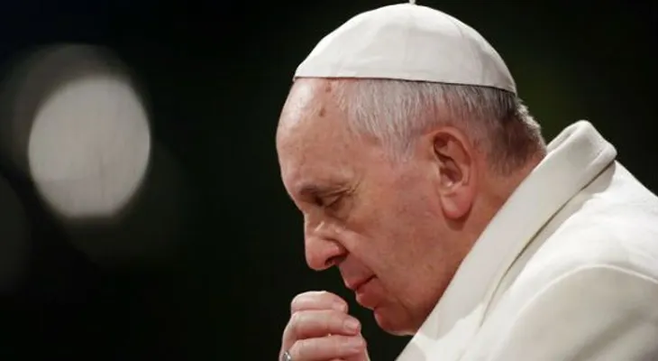 El papa Francisco preocupado por el brote de ébola y violencia en Irak y Gaza