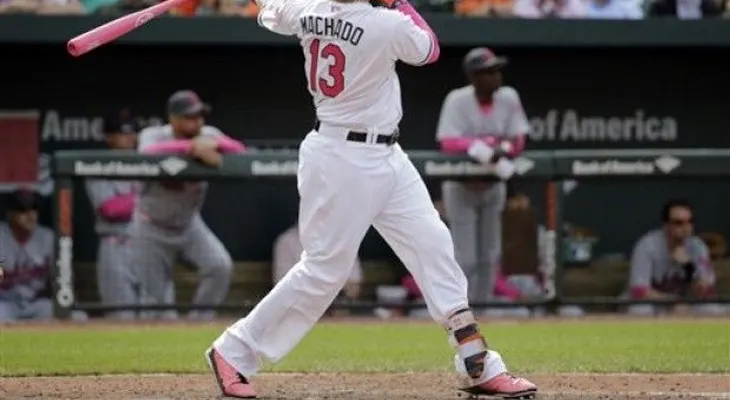 Machado suena 2 jonrones, Orioles apalean a Oakland