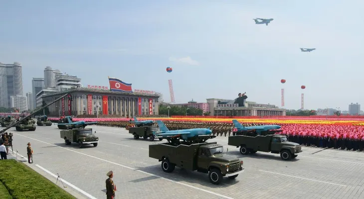 La verdad sobre los pomposos desfiles militares de Corea del Norte
