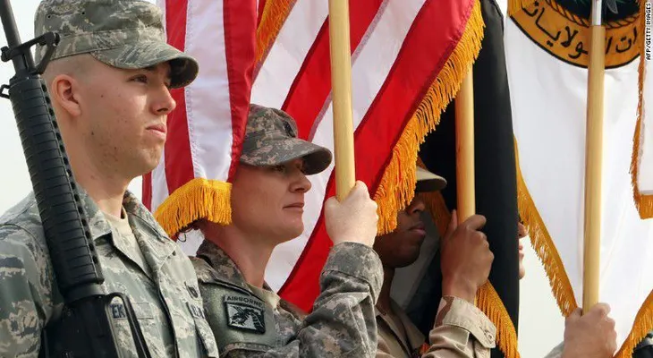 ¿Por qué los veteranos sobrevivientes de Iraq no reciben Medallas de Honor?