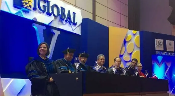 Leonel Fernández rehúsa hablar de aviones Tucano