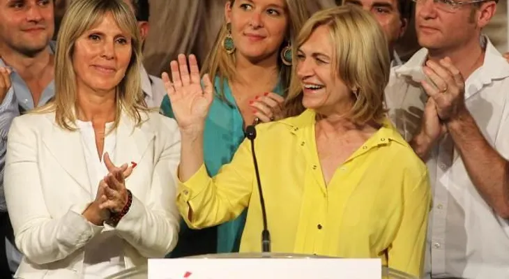 Entre lágrimas Evelyn Matthei reconoce el triunfo de Michelle Bachelet