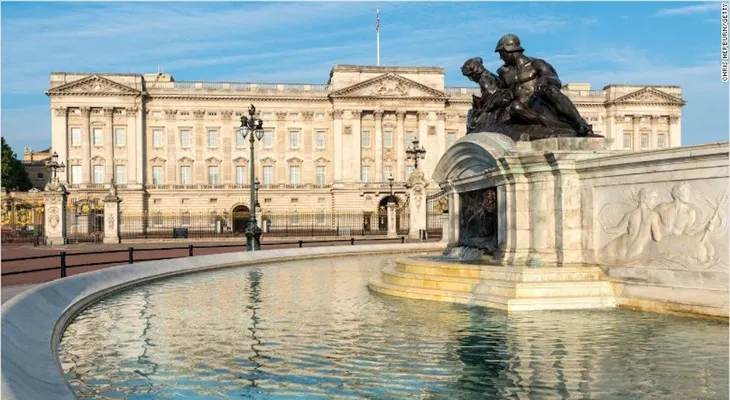El Palacio de Buckingham invertirá 458 millones de dólares en su restauración