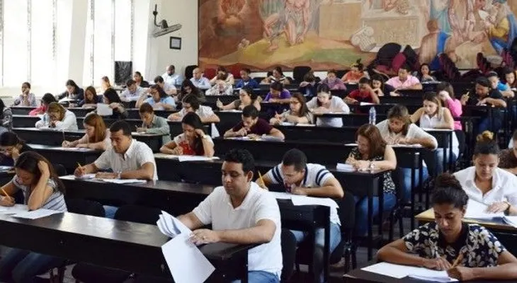 Imparten en la UASD Exámen Nacional Único para aspirantes a residencias médicas