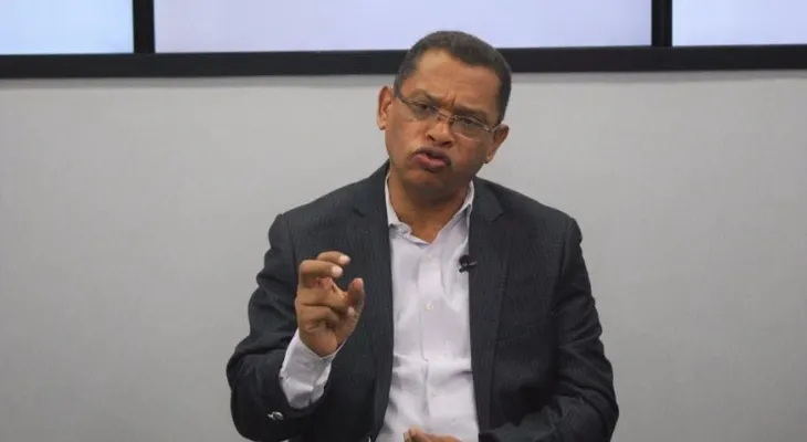 Politólogo Belarminio Ramírez, quien defendía a LF, dice ahora que no hay rival para Danilo en el 2020