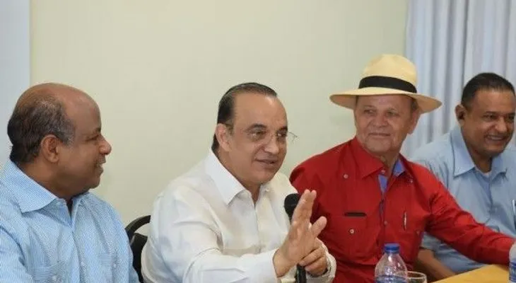 Quique Antún pomete impulsar turismo de Puerto Plata