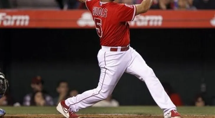 Albert Pujols pega jonrón 556 de su carrera y desplaza a Manny Ramírez