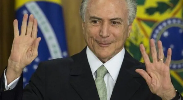 Presidente interino de Brasil asume; dice su prioridad será revivir la economía