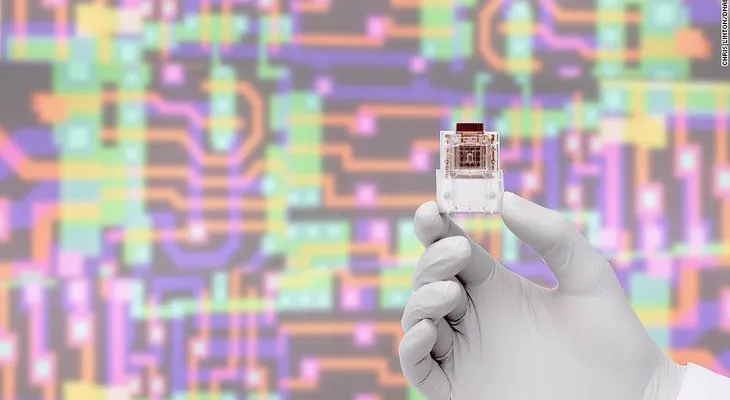 Este microchip puede predecir tu futuro... desde casa
