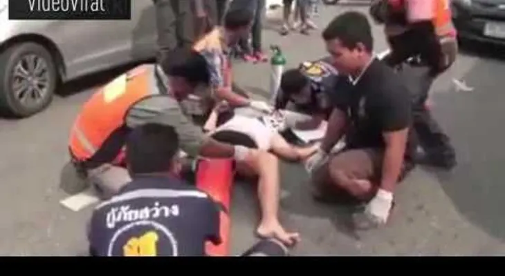 Una mujer muere, tras ser atropellada mientras cruza la calle hablando por teléfono