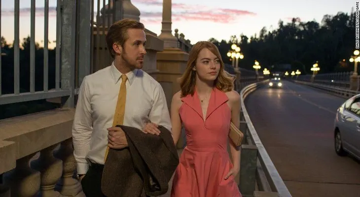 Este joven recreó una escena de La La Land para invitar a Emma Stone a su baile de graduación