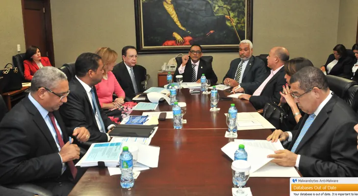 Gobernador Banco Central pide a diputados aprobar ley transforma el BNV en BANDEX