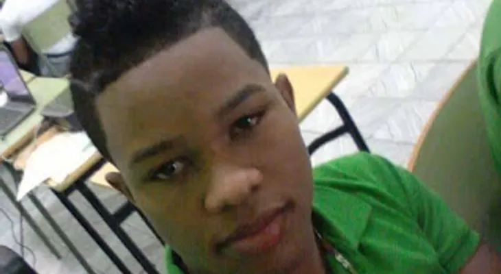 Joven de 18 años muere en competencia de motocicletas
