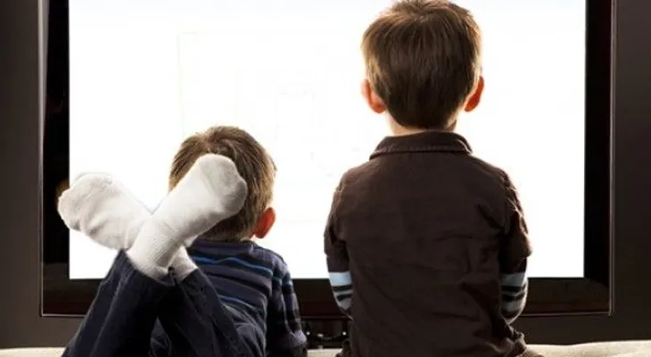 5 secuelas de pasar muchas horas viendo TV