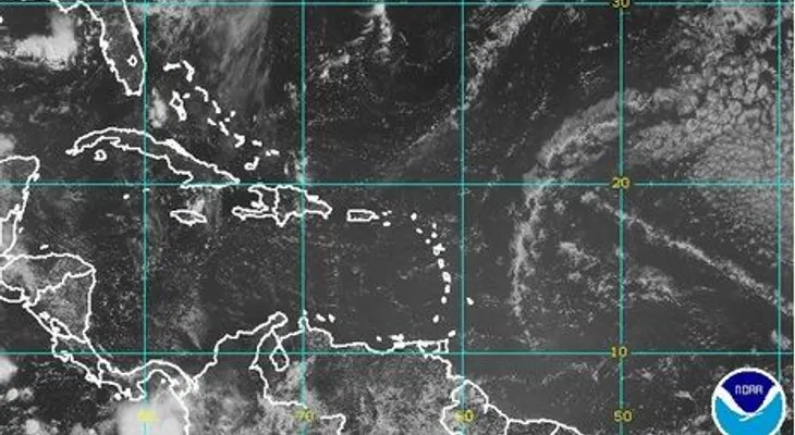 Onda tropical provocará aguaceros el fin de semana