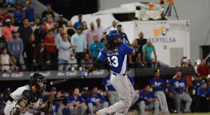 Sencillo de Hanley Ramírez empujo la carrera de la victoria de los Tigres ante los Gigantes