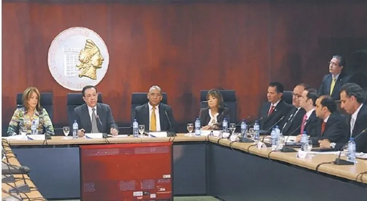 Gobernador BC dice que economía del país creció más de un 5% en enero 