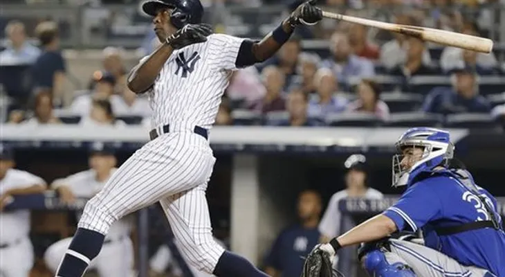 Soriano batea HR de 2 carreras contra Azulejos