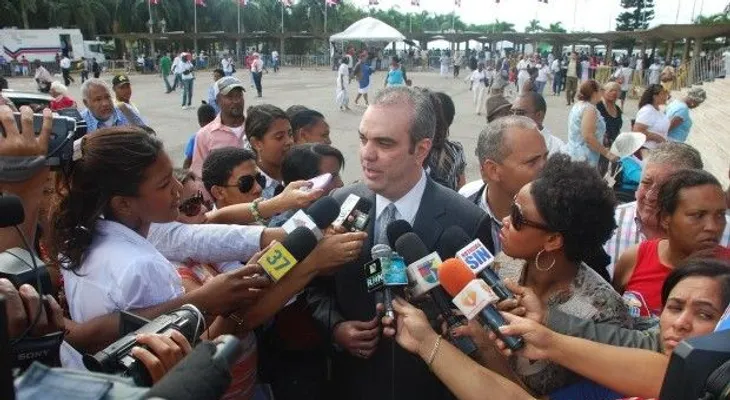 Abinader exhorta legisladores PRM acoger observación al Código Penal