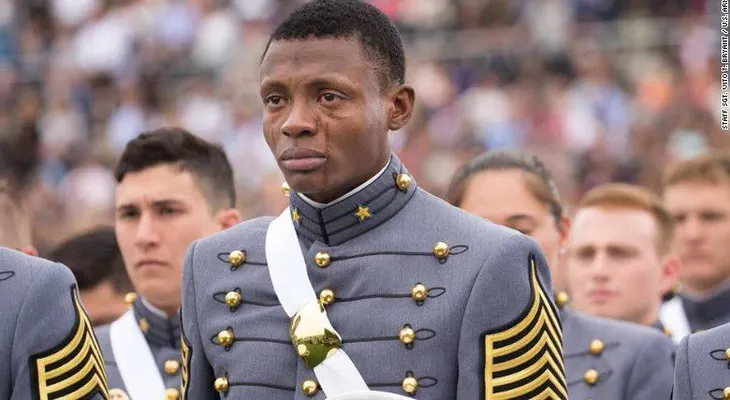 Conozca esta historia de un joven haitiano en una academia militar de EE.UU.