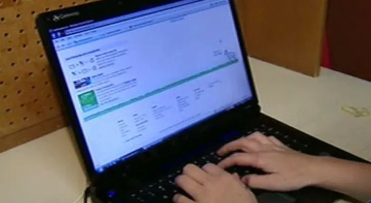 Científicos buscan la primera página de internet