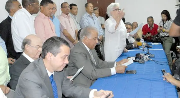 Anadegas suspende boicot a Carnet tras acuerdo
