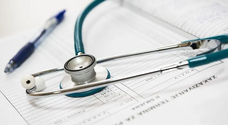 Doctor de 103 años revela secretos sobre la longevidad